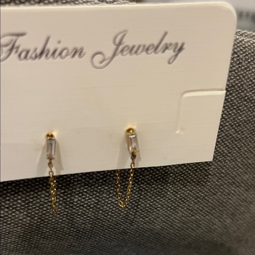 Crystal Chain Huggie Earrings - Picture 5 of 6
